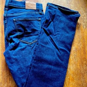 Womens size 6 lucky brand jeans in the Brooke boot cut